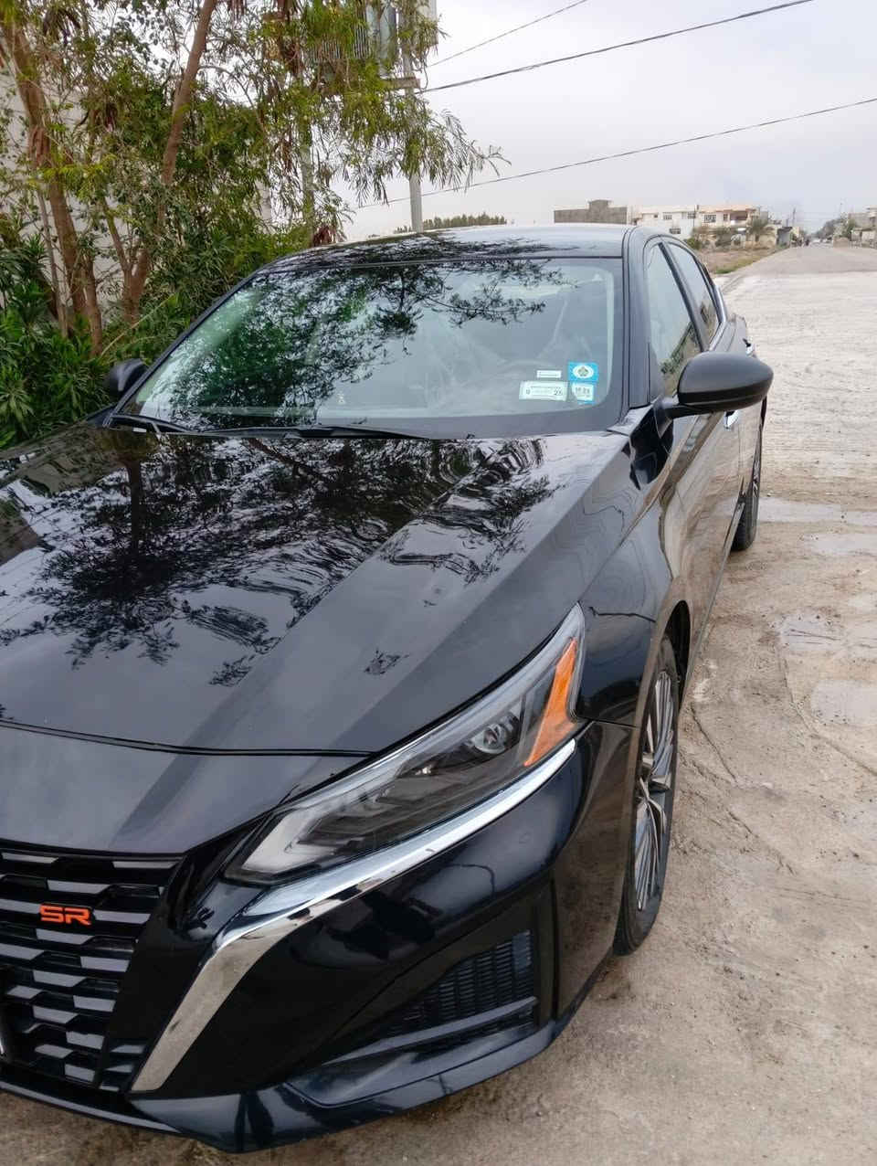 السلام عليكم 
نيسان التيما موديل 25sv 
ماشيه 27 كيلو 
قطعتين صبغ بنيد وجامرلغ 
سعر 160 وبيه مجال
ديالى_الخالص
***********
