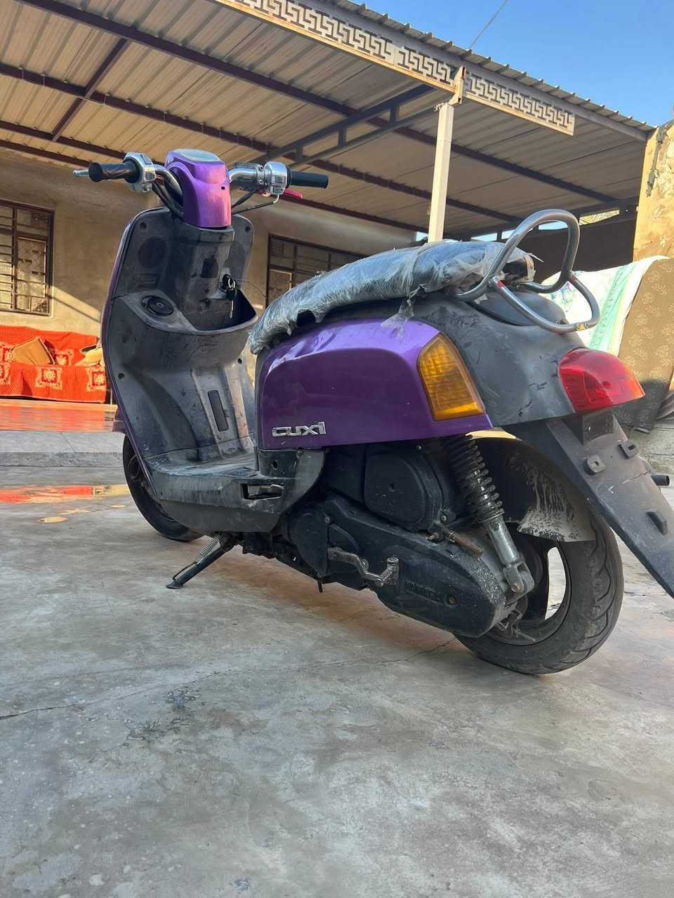 السلام عليكم دراجه بوليس كامله مكمله ماناقصها اي شي تايرات جدد مكينه نضيفه كفراتها نضيفه كهربائيات كلها شغلله مكاني ديالى بعقوبه تقاطع ساده السعر 475بيها مجال الشراي يتصل ***********
