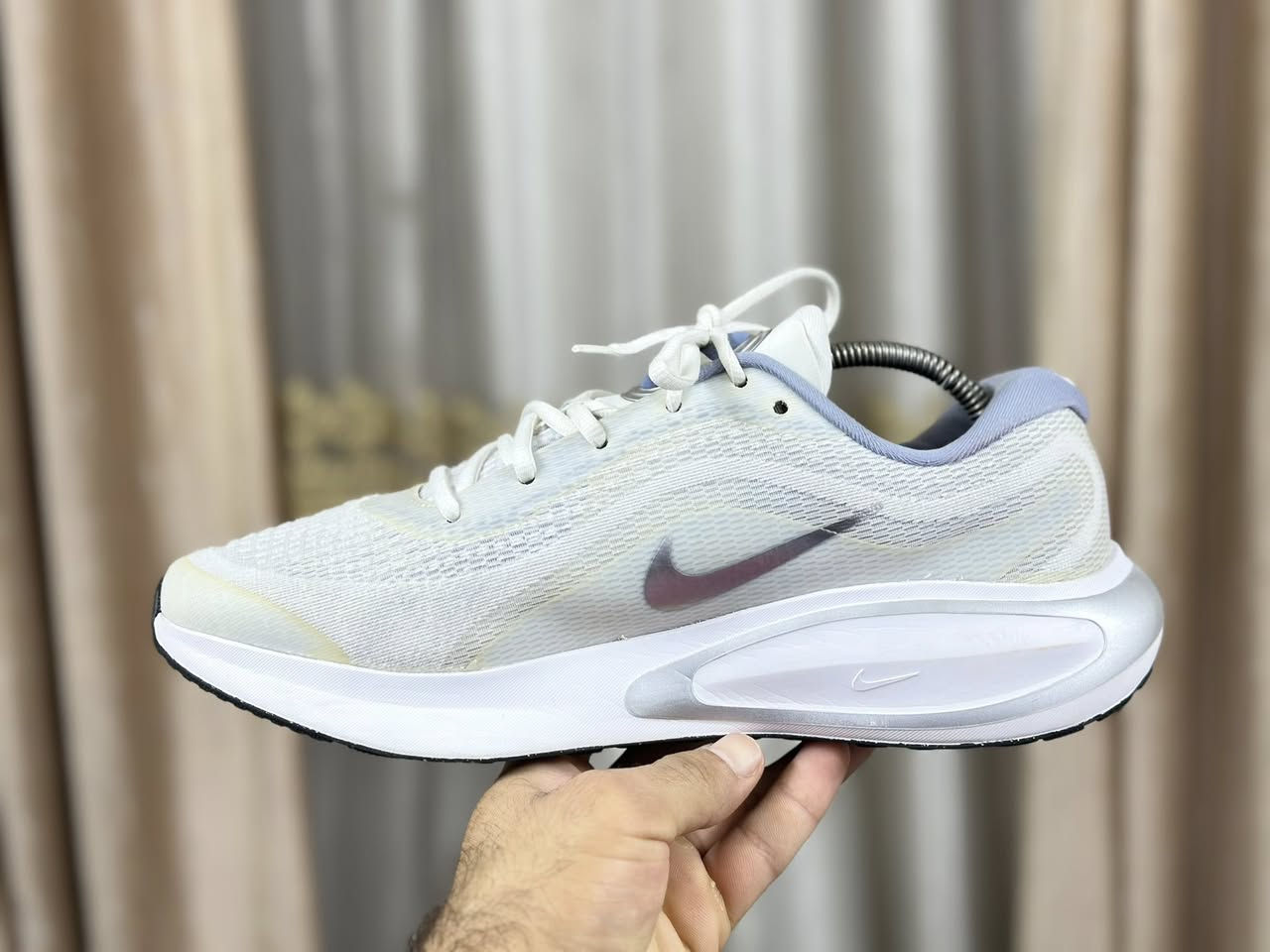 نايك رياكت حديث 2025 
قياس 44
طول القدم 28
السعر 45
يوجد توصيل بغداد والمحافظات ***********
