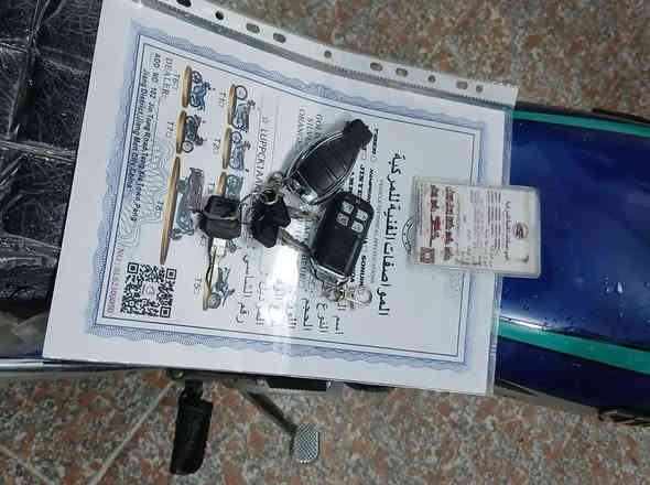 السلام عليكم دراجه إيراني مديل 20الدراجه محدثه وعامله مكلمه نكره سلف بصمات ثنين تشغيل عن بعد الدراجه مكفوله من كلشي كلها جديد تخم تاير 2جوبلس تانكي صفاحيات كشن جديد اصلي منفيس 2واحد مزغره كهرباء كلها شغال كلها مابيه نقص حبابه مكفوله دهن جديد بانزين فول تعال شوف بعينك وانته. احكم  السعر 410بيها   مجال مو شراي لا تعبني 
***********
