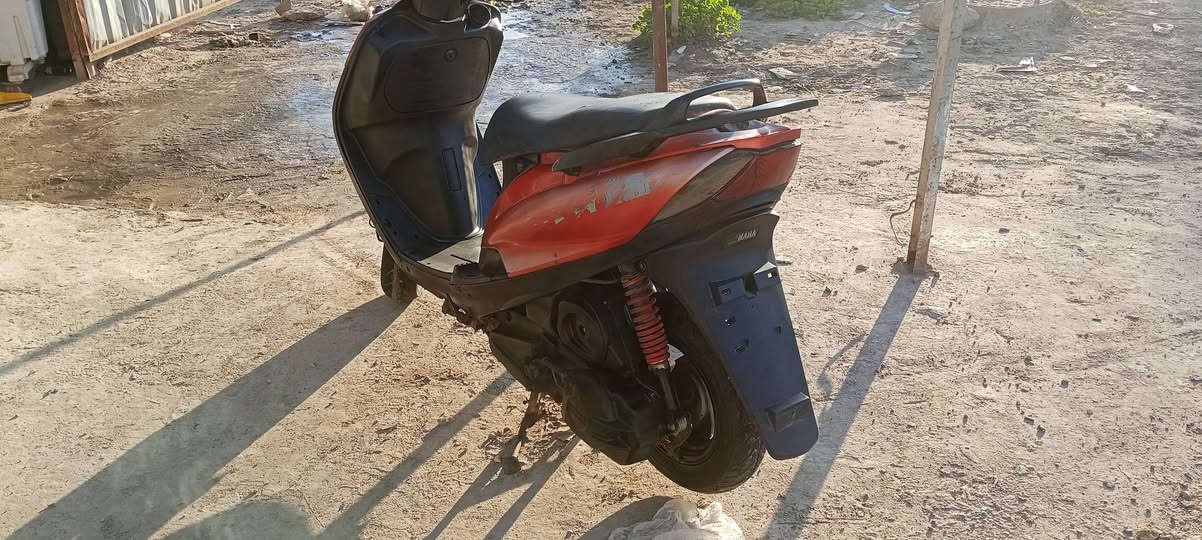 السلام عليكم دراجه ماكس 140 لبيع نضيفه بلاد مسويلها ادامه باتري جديد كابريتر جديد شوته صالنصه عقل ملف كله جديد طك نايلون نكره سلف لبيع اريدها 350 الف وبيها مجال ***********
