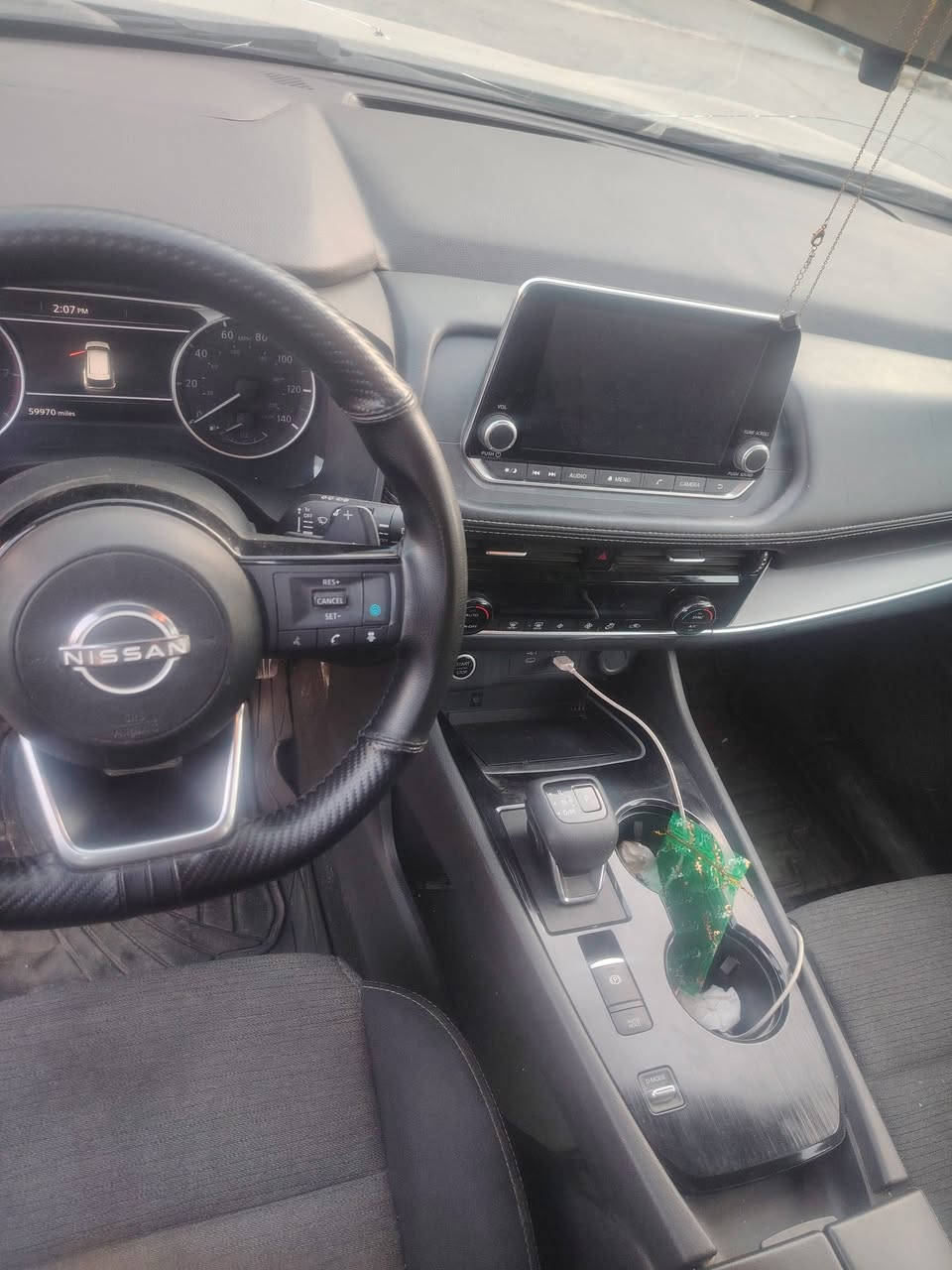 نيسان روج موديل 2023 حادثها بس البنين والكامل يعني حاجتها بس البسيط كلش مكانها  مكانها المنصور شارع 14 شارع  سعر ١٥٠ وبي مجال ***********
