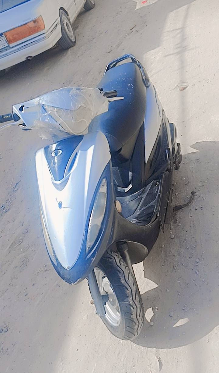 سلام عليكم دراجه جي فور كلشي مابيه تشتغل سلف هندر دراجه نضيفه تواصل واتساب ***********
