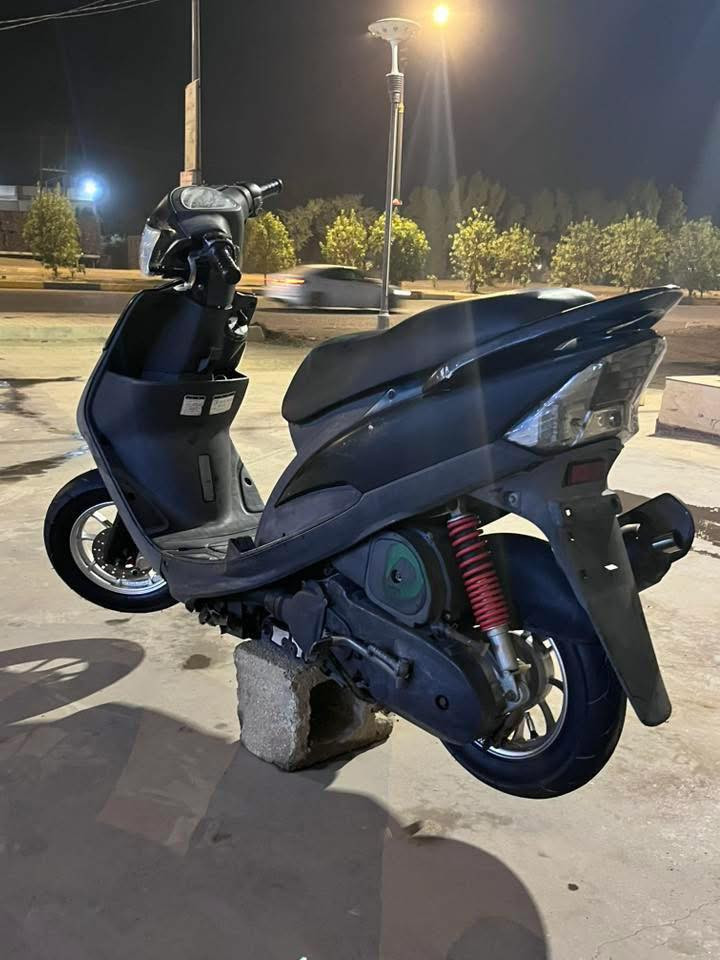 السلام عليكم ماكس عدله بلاديه برغي ممفتوح بيها غراض تزويد بلادي 
كشن عالي رياضي 
شيال رياضي بلادي 
كلج خلفي رياضي بلادي 
تايرات جلاتين جدد 
ويلا كب رياضي جديد 
للتواصل ***********
