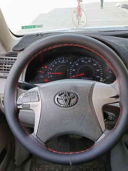 کامری امریکی2010بلاد سبورت سنوی لحد2028
سیارە مگلووب صبخ عام ای عیب مابی لاصرف لابخار 
کلە شغال 
تحدید سرعە
لایت زینون اصلی
بطاقە بانزین.
سعر86ورقەوبی مجال بصیط.
***********
