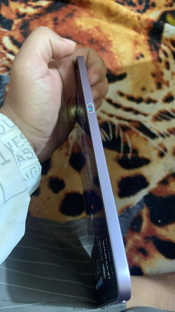 ايباد مني7ذاكره 128 بطاريه 90 سعر 400 مكاني كربلاء ***********
