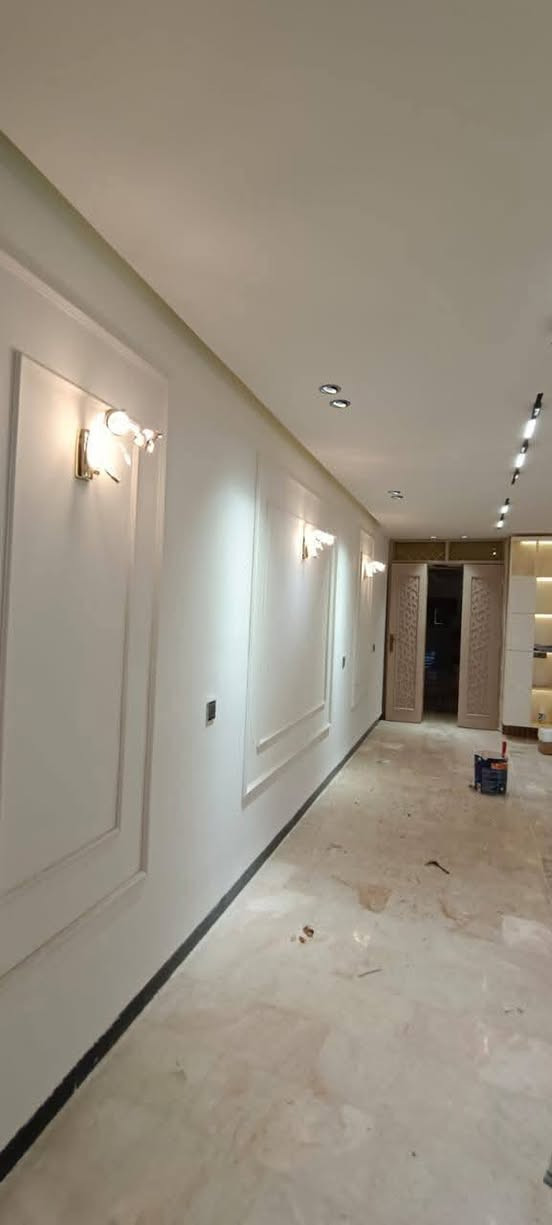 🎨 النخبة للصبغ والديكورات – ديالى 🏡

✨ اجعل منزلك أو مكان عملك لوحة فنية تعكس ذوقك الخاص!
نحن في النخبة نقدم لك أحدث التصاميم العصرية والخدمات المميزة التي تضيف لمسة من الأناقة والفخامة، وتشمل:

✅ جميع أعمال الأصْباغ بأعلى جودة
✅ ديكورات داخلية عصرية تناسب ذوقك
✅ تصاميم جبس وورق جدران بأفكار مبتكرة
✅ خدمات التعتيق واللمسات الإبداعية
✅ التزام كامل بالمواعيد واحترافية في التنفيذ
✅ أسعار مناسبة وفي متناول الجميع

📍خدماتنا متوفرة في جميع مناطق ديالى

📞 للاستفسار والحجز تواصلوا معنا الآن!
***********
***********
