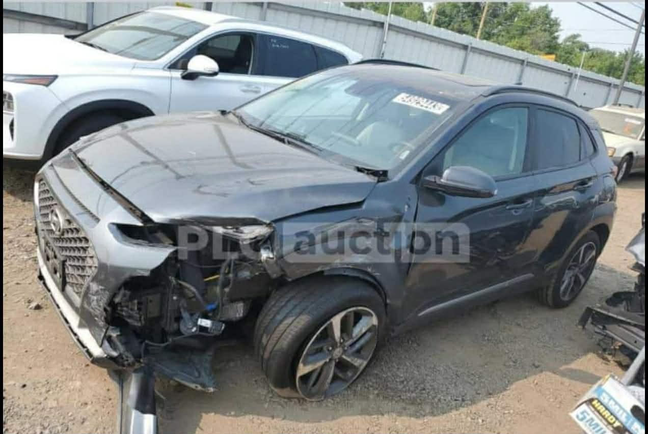 كونا موديل 2021
مكينه 1600 توربو 
كير 7 نمر 
فول مواصفات حادث حافه البنيد بارد وجاملغ صبغ وبيها بارد بدون شواصي ايرباك ستيرن فقط راجع سستم 
ماشيه 74 ميل 
السعر 130 وبيها مجال بسيط 
بغداد زيونة 
***********
