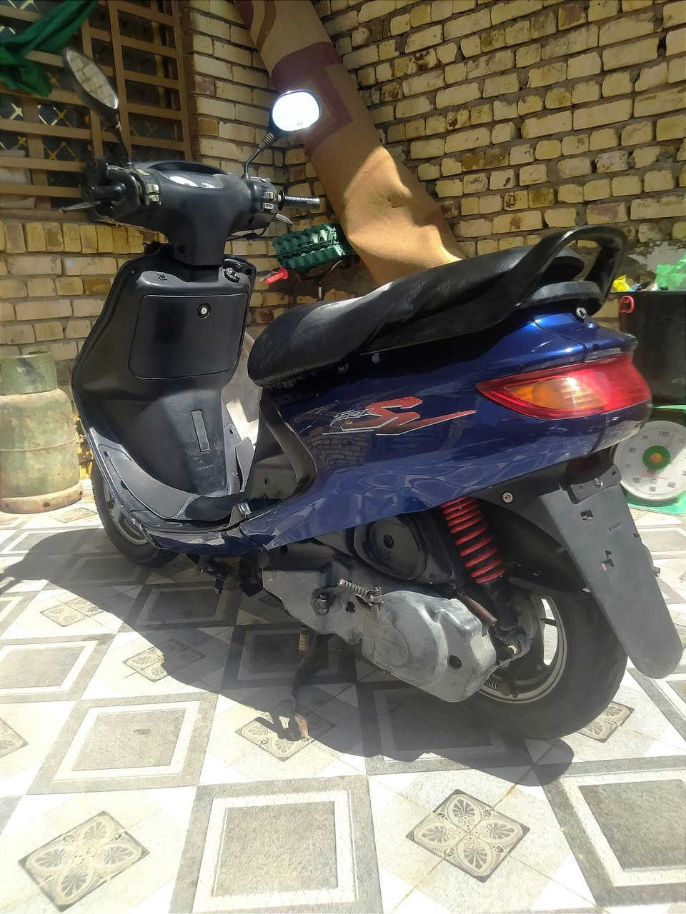 سلام عليكم فراشه للبيع مكفوله مكينه كهربايات كله شغاله دراجه حاويه شلعه معدل فول واحد عل ☝ الاستفسار  ***********  العنوان بابل القاسم
