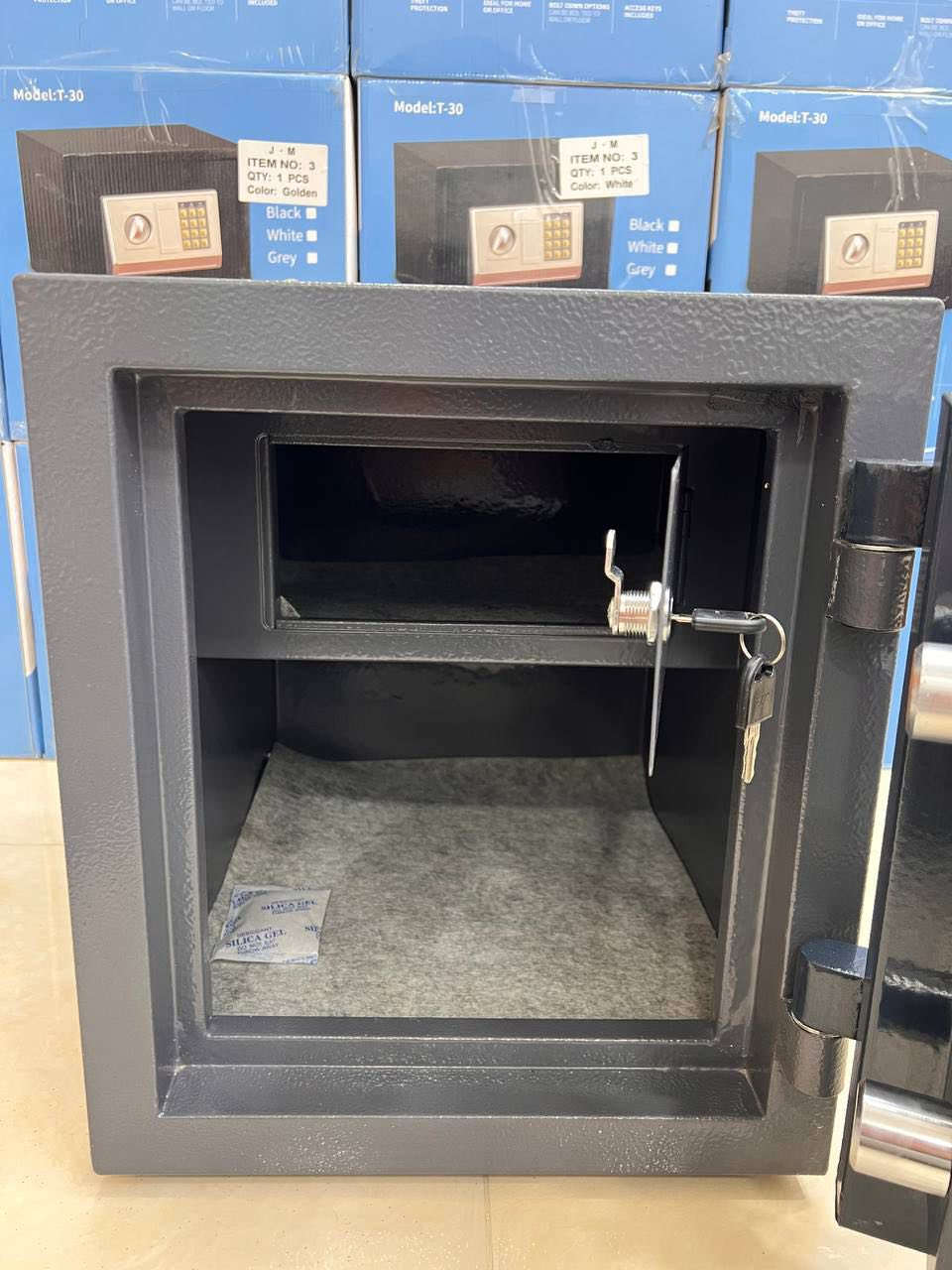 قاصّات أمان 🔐
للذهب – الفلوس – المستمسكات
والسلاح أو المسدس
فحص قبل الاستلام ✔️
توصيل لكل المحافظات
📩 راسلنا خاص 
«اللهم صلِّ على محمد وآل محمد»


**إذا كنت صاحب هذا الإعلان وتريد حذفه لأي سبب، رجاءا أرسل رسالة إلى الدعم الفني**