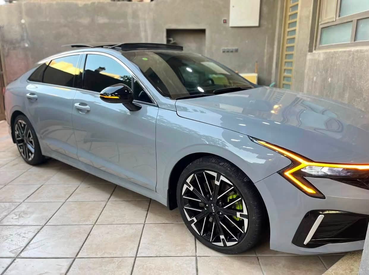 السلام عليكم K5 فئة الGT رقم ذي قار شهداء سياره كفاله عامه من تبديل (فقط خشم البنيد صبغ ) جاملغ الايمن بارد فقط. بدون ارباك راديترات بلاد شركه 

خوان مواصفات GT معروفه فول 1/1 اعلى فئه 

محرك 2500 تيربو داخل لونين 

مواصفات فول بنوراما قافله المواصفات 

بصمه _ تشغيل عن بعد_ تبريد قطعتين _ شاشه جيتال 

كامره _ تحكمات _ شفتات استيرن _ ويل كب _انظمه قياده 

شفتات استيرن _ مثبت سرعه _ توقف ذاتي _ هاند بريك 

بصمه _ اشاره  مري _ كشن كهربائي  _ باقي مواصفات معروفه  

 مكان السيارة 
الدوانية 

وباقي التفاصيل خاص


**إذا كنت صاحب هذا الإعلان وتريد حذفه لأي سبب، رجاءا أرسل رسالة إلى الدعم الفني**