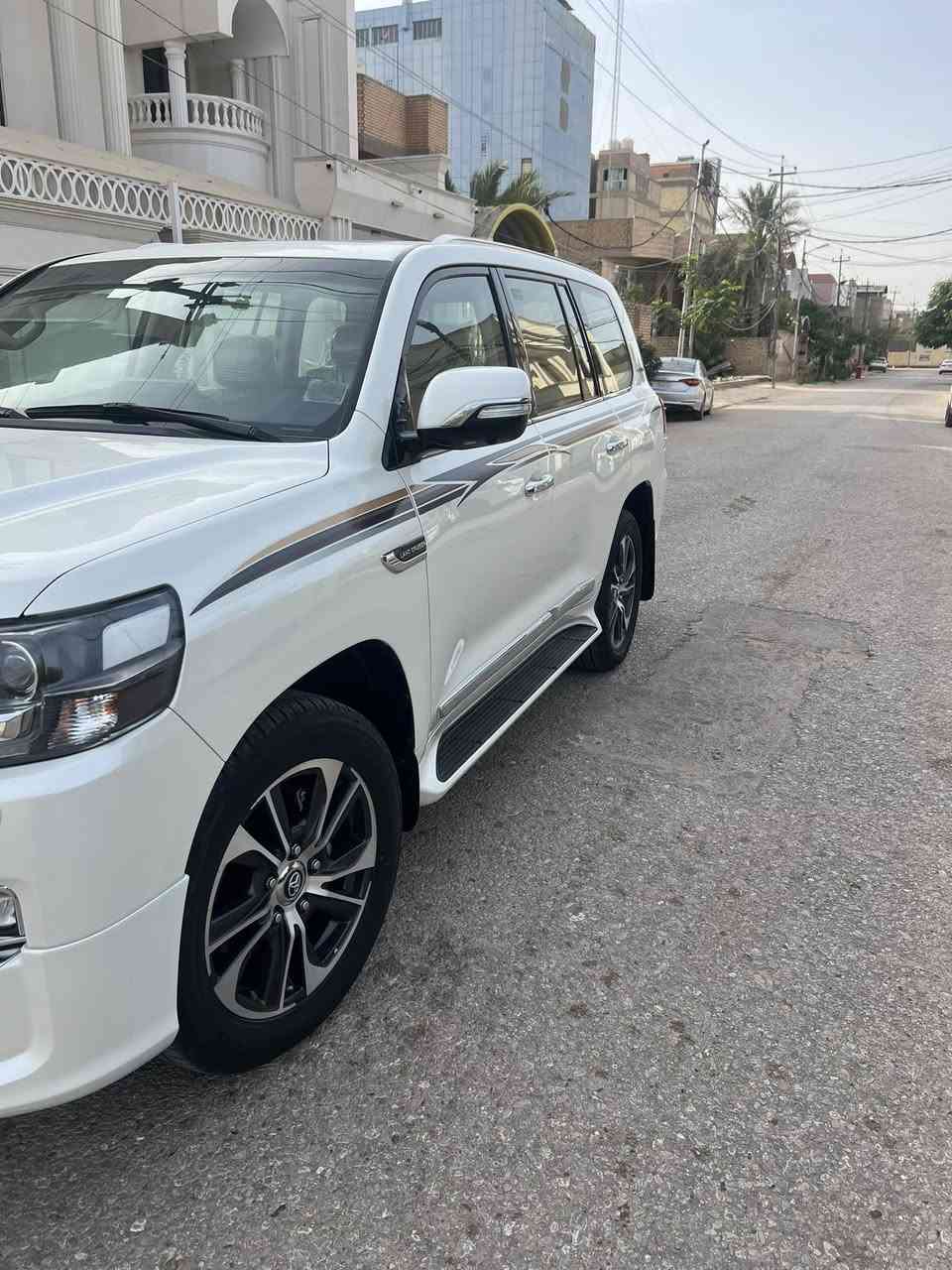 السلام عليكم
لاندكروز 2020

محرك 8سلندر

رقم بغداد

فئه كران تورن

عداد ليزري

الموصفات

بصمه تشغيل

تشغيل عن بعد 

كشن كهرباء 2

فتحة سقف 

طفايه بلادي

كشنات جلد 

حساس امامي 

حساس خلفي

كامرات أربع اتجاهات

زراك لايت 

دبل موس

إشارات لكزز 

ماشيه 100كليو متر 

سياره جديده 

السعر510

الاستفسار

***********

