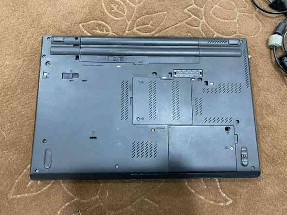 لابتوب لينوفو ثنك باد t530

معالج i5 جيل ثالث نوع m

هارد 464gb 

رام 4gb 

ويندون 10 برو مفعل 

شاشة 15.6 انج ألوانها حلوة 

بطارية جديدة دوم اكثر من ساعة

 بيها مشكلة بسيطة حرف rوg و4و5 نوبات يشكلن ويشتغلن طبعاً ينخصم من سعرها 

مناسبة للالعاب المتوسطة والدراسة والتصفح والبرامج الهندسية واني منصب بيها الاكسل والوورد احدث نسخة 

سعر 140 وبيها مجال للطيبين التوصيل فقط داخل الحبانية

واتساب متوفر فقط ‭***********‬
