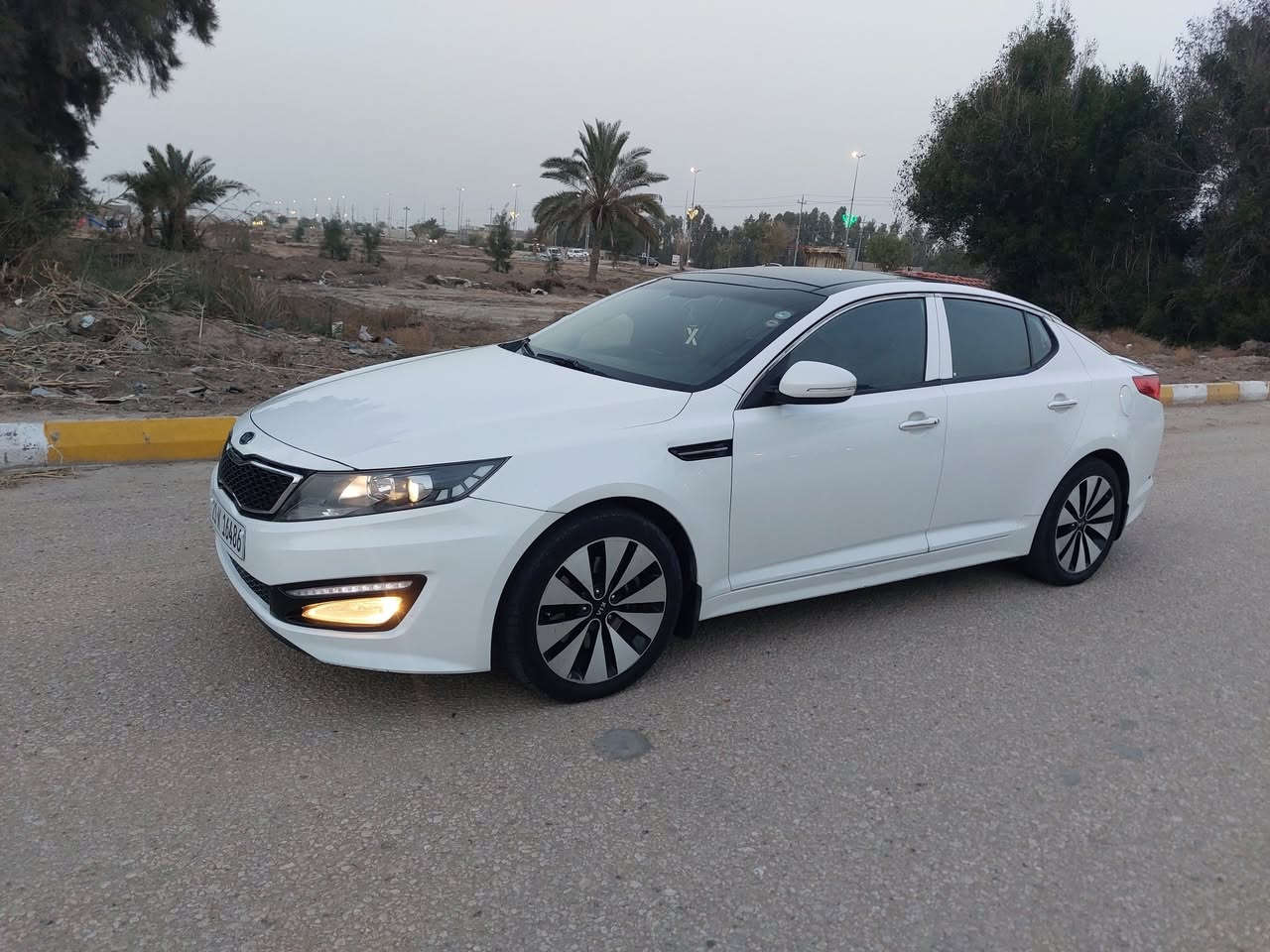 Kia Optima 2012
فــــــول مــــواصفات مكفــــوله 
رقم وهزه جديد باسمي سليمانـــــــيه
كفاله عاااااامه فقط مكانين تكحيل موضح عليهن بالصور
ماشيه 140
فول 1/1
بانوراما
بصمه 
جلد 
كاميرا دواره
كشن جلد
كشن ذاكره
تبريد قطعتين 
شفتات استيرن
لدااااات
محرك2.4
السياره جديده جداً 
جاهزه من كلشي ما بيها اي نقص
واحلى من الصور
للبيع والمراوس حسب القناعه
علماً السياره بالحله 
للاستفسار 
***********
***********
