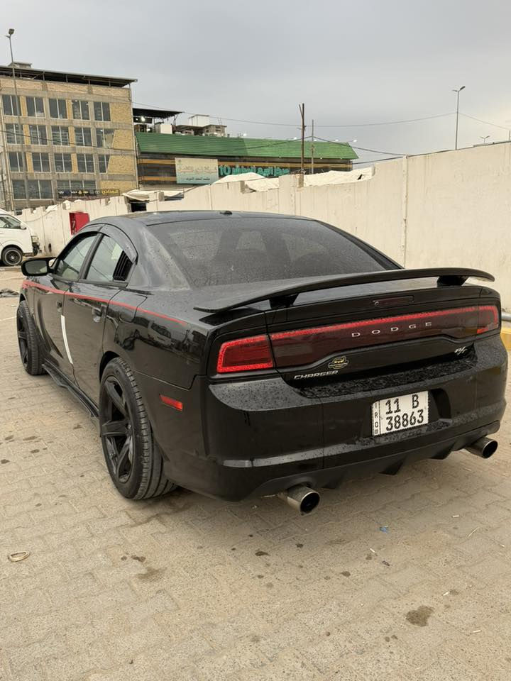 السلام عليكم
جارجر مديل  2013 كلين تايتل  مابيها قطره صبغ 

مكينه ارتي 5700 

سياره فول عده الفتحه 

متعوب عليها وجاهزه من كلشي كزوز 

حداديه تخم تاير صار سبوع من شديته 

ويل نجمه ابو الخسفه القويه 

ماشيه 190 حقيقي 

مامشتغله خط وهل أمور 

مكاني نجف حي السلام 

السعر 153 

***********
