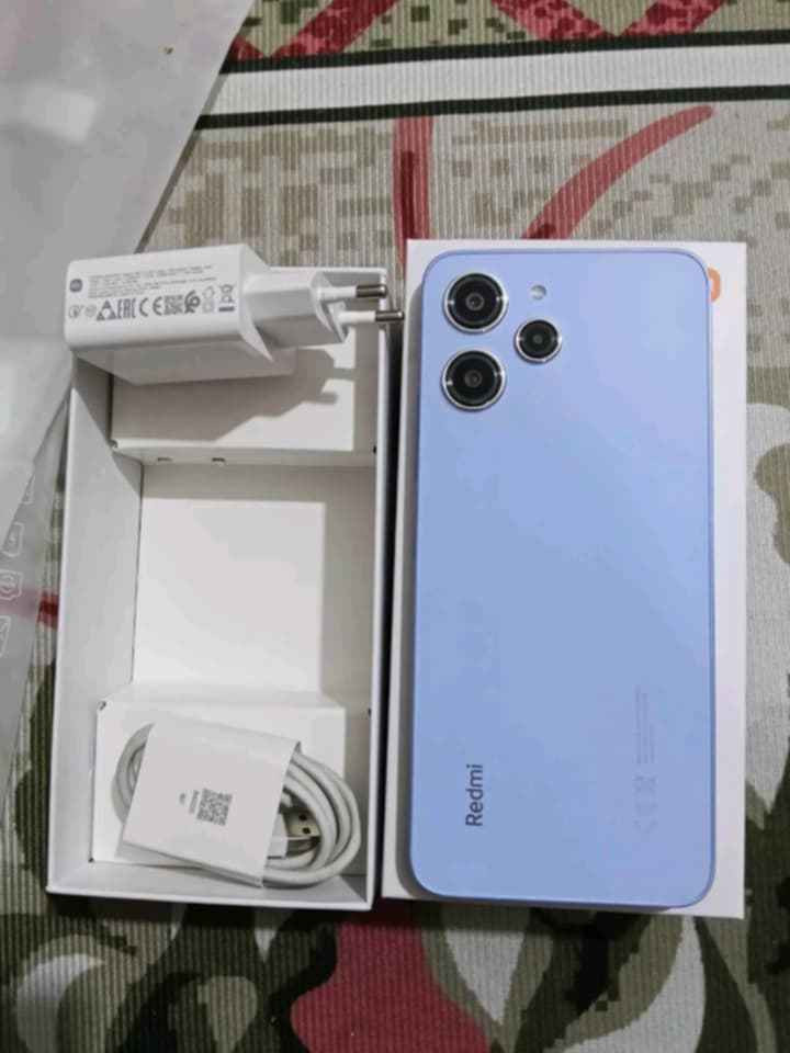 ريدمي 12 

ذاكره 256 رام 16

جديد كلش 

كامل غراضه

نجف *********** النجف, العراق
