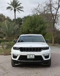 جيب ( هايبرد ) موديل : 2024  ماشية : 20 الف  المواصفات  بانوراما  بصمة...