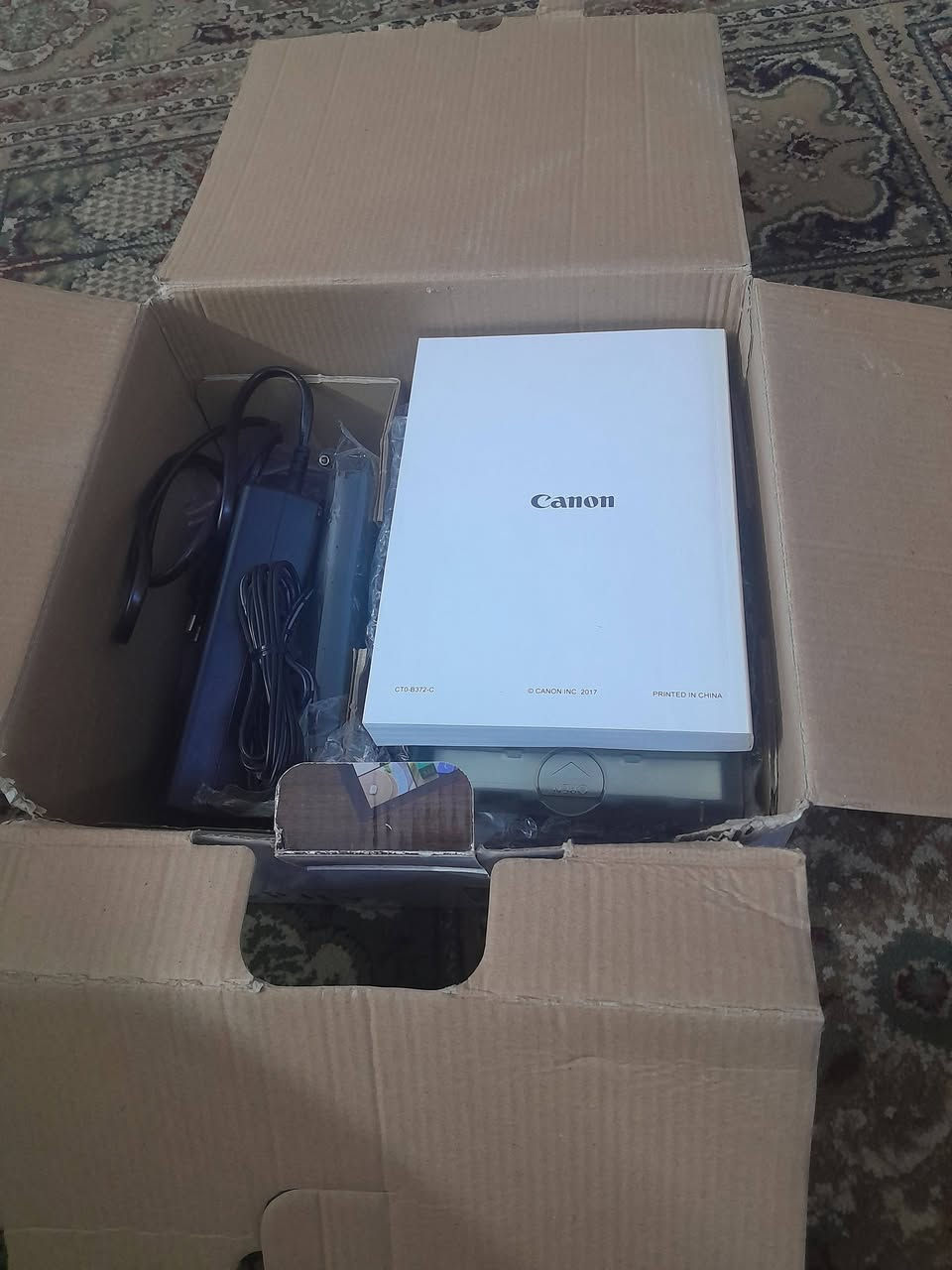 طابعة كانون سلفي sp ١٣٠٠  لاسلكية تدعم تطيق ابل وكانون استخدام اسبوعين السعر ١٠٠٠٠٠ الف ***********
