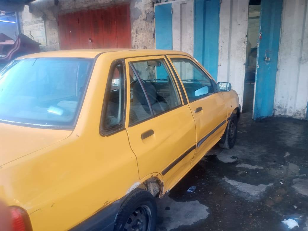 سلام عليكم سايبا 2011 مكفوله من الضربه بيهه بسجاملغ خلفي الورا السايق صبغ شواصي مكفوله كير مكينة صدر امامي صدر خلفي تخم تاير مشط ستيرن راديتر  باتري  كهرباياتهه  كله جديد مصفرة هيا وغرامت  تحويل مباشر   السيارة كبل لشارع    مكان السيارة بغداد باب المعظم  الاستفسار  ***********  
السعر28
