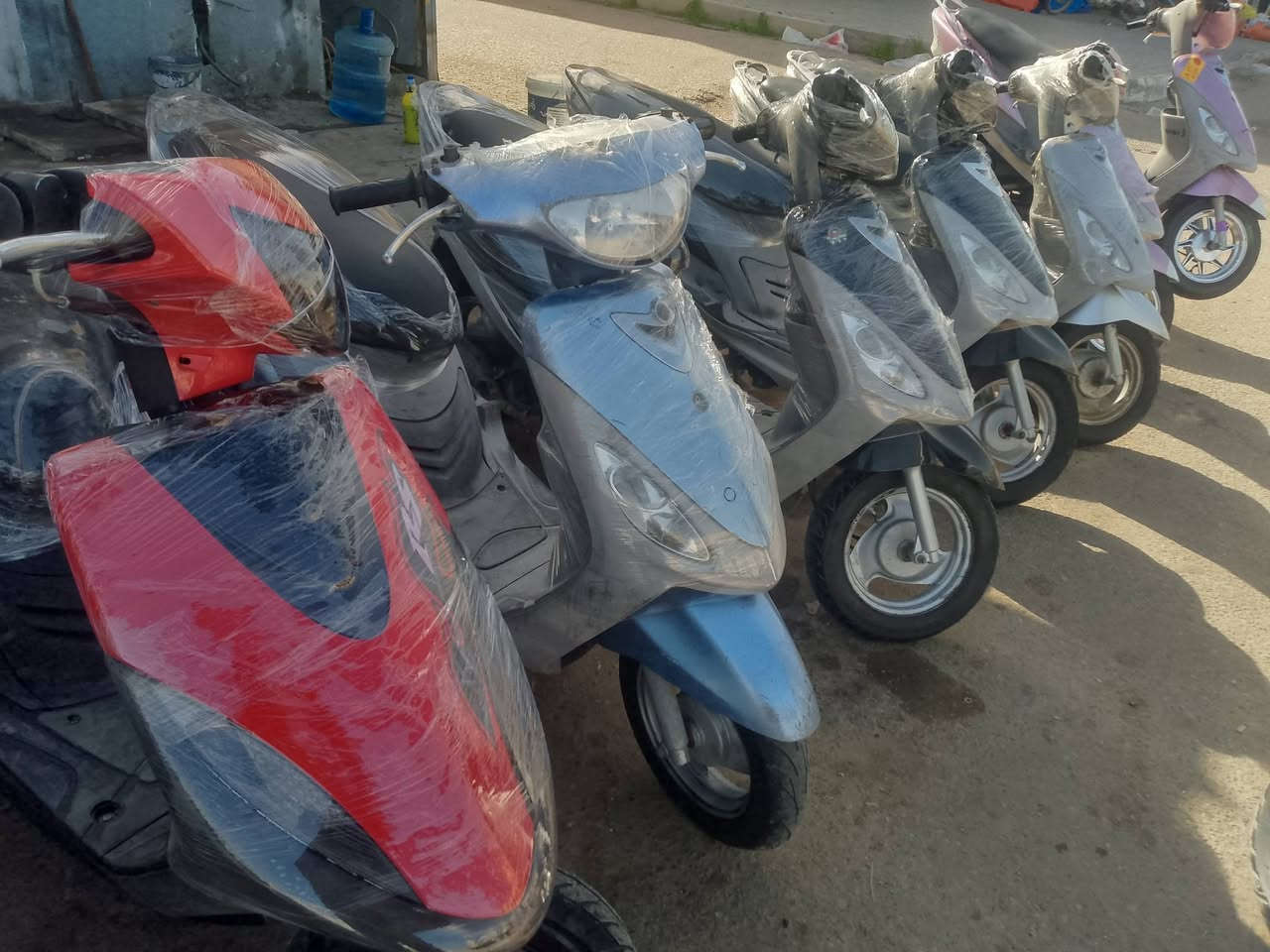 السلام عليكم اخوان دراجات ماكس منغولي حاويه نضافه شوف العين سعر المنغولي 800 ال25 العدله 950 فول نضافه عنوان سماوه  سايدين حي شرطه مجمع قاسم القريشي قرب مدرسه الاخلاص لا خاص ولا اتصال اليحب يشتري يجي يشوف 

ملاحظه باتري وتبديل دهن عليه


**إذا كنت صاحب هذا الإعلان وتريد حذفه لأي سبب، رجاءا أرسل رسالة إلى الدعم الفني**