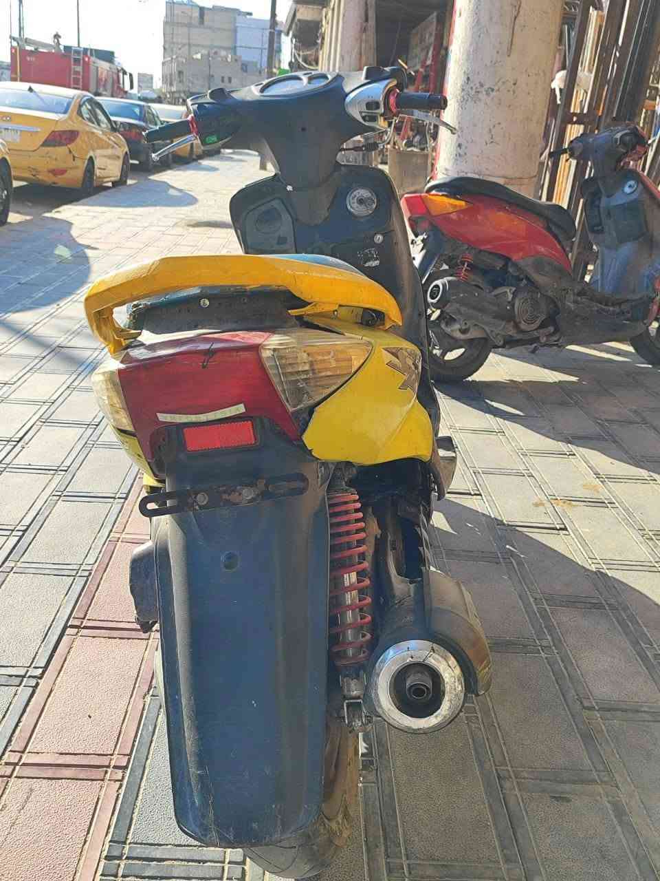 سكنس نثيه دراجه كامل كهربايات كلهي شغاله لدراجه محركه يخبل ناعم مكفول سعر 300 كاضميه ***********
