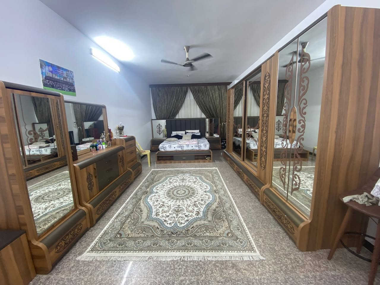 غرفة نوم تركي درجة اولى للبيع بدون الملحق 
السعر خاص 🛑


**إذا كنت صاحب هذا الإعلان وتريد حذفه لأي سبب، رجاءا أرسل رسالة إلى الدعم الفني**
