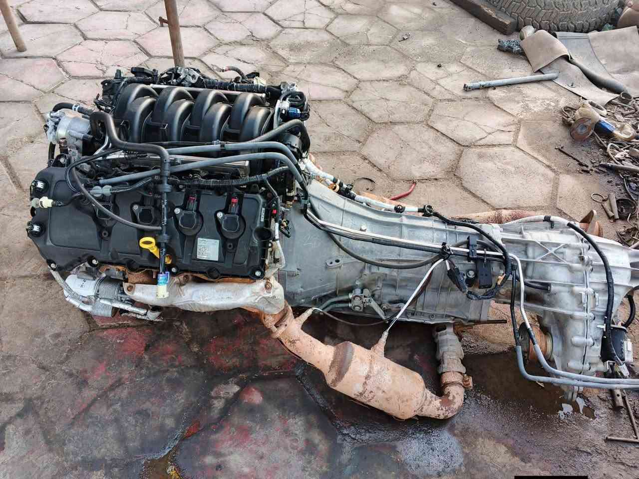 سلام عليكم للبيع
محرك فورد F150 
موديل 2019
 مكينه 8  سلندر شغاله 
 كير جبير 
العنوان بغداد
‏‪***********‬‏
‏‪***********‬‏
