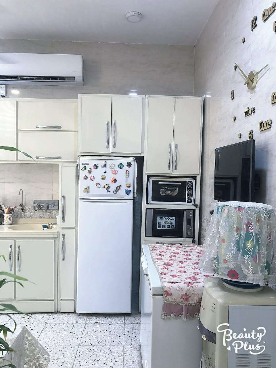 دار سكن للبيع مساحه 100 متر زراعي سند 25 
بناء حديث طابق واحد بناء طابوگ 
غرفه وهول ومطبخ واستقبال 
مجمعات صحيه خدمات كامله
مي كهرباء مدارس مجاري شوارع قيد الإنجاز 
الموقع حله شارع 60 الاساتذه خلف حمورابي 
الأستفسار الأتصال 
***********
#الدار_المعموره_للعقار 
ملاحظه / من لديه عقار ويرغب بالبيع مراسلت الصفحه او الاتصال
