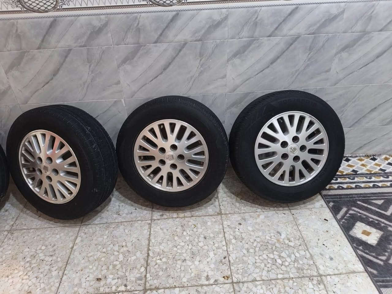 ويل ملكه حصيره جديد ليزري حجم ١٥ لا مجلي ولا مصبوغ وبي تخم تايرات جدد السعر ٣٠٠ وبي مجال مكاني النجف ***********
