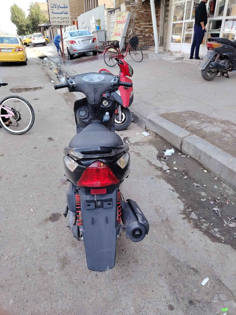 السلام عليكم دراجه على للبيع سعر 800 وبيها مجال ***********
