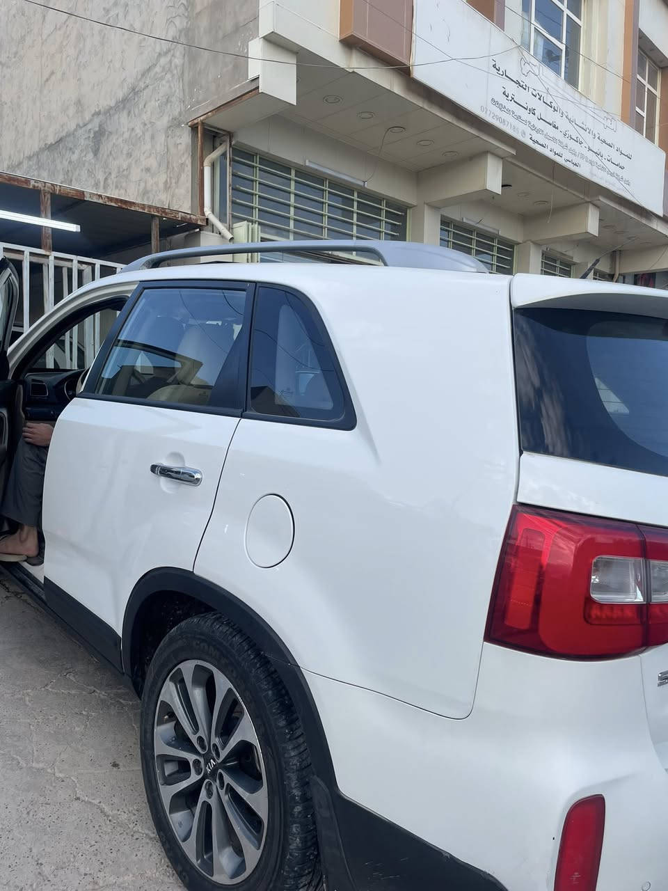 سورنتو 2013 فول ١/١  اعلى مواصفات بالسورنتو  رقم اربيل الجديد تحويل مباشر6سلندر داخل جلد كراسي كهرباء بصمه بانوراما  مري شفط ترحيب فول ماشيه ١٨٥ بدون ضربه بيها البنيد صبغ وجتف الجاملغ بدون ايرباك  السعر ١٧٥ مكاني سامراء ***********
