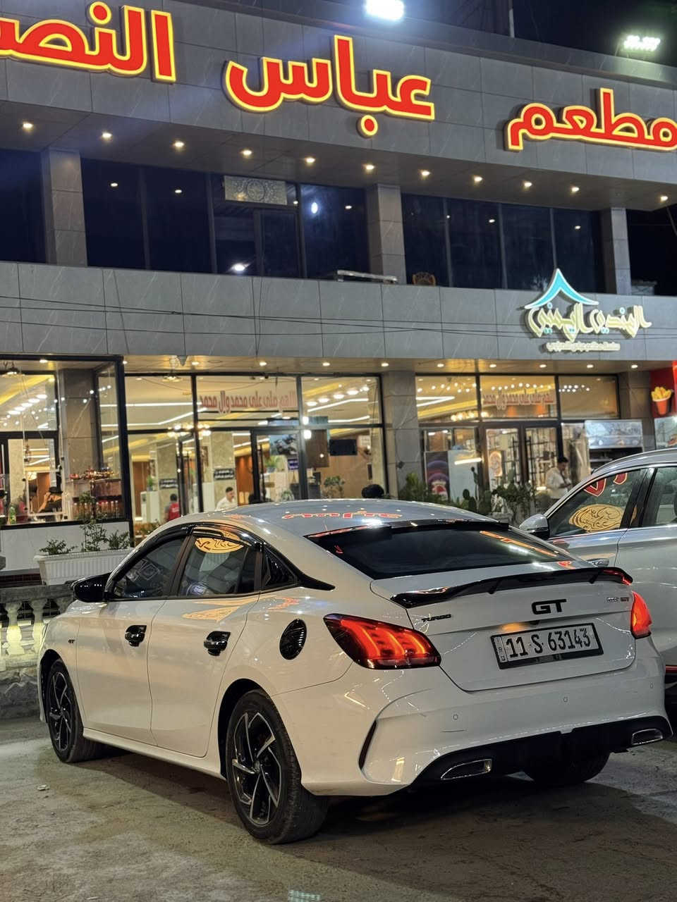ام جي جيتي خليجي وكالة ام ضمان بالشركة
محرك 1500 تيربو
ماشيه 73 
سياره كفاله عامه حتى دعاميات فقط بيهه نص باب وجاملق صبغ نص هم 
تايرات جديده كلهه ادامتهه بالشركه قبل فتره سويلتهه ادامه كامله من الف الى ياء
سستم كاربون فايبر داخلي واناره محيطيه متغيره 
سسم مضخم صوت عليهه كماليات متخلص 
سياره جاهزه فقط دهن بانزين 
سعرهه 108 وبيهه مجاي الشراي يدلل ومناسب سعرهه لان محتاج فلوس مكاني السيديه ***********
