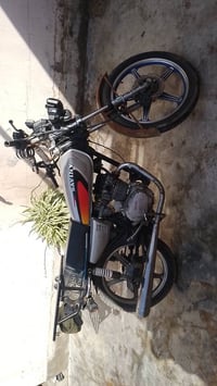 موطور للبيع روبار2020محرک نضيف 5كير 07709139234.السعر275قفل