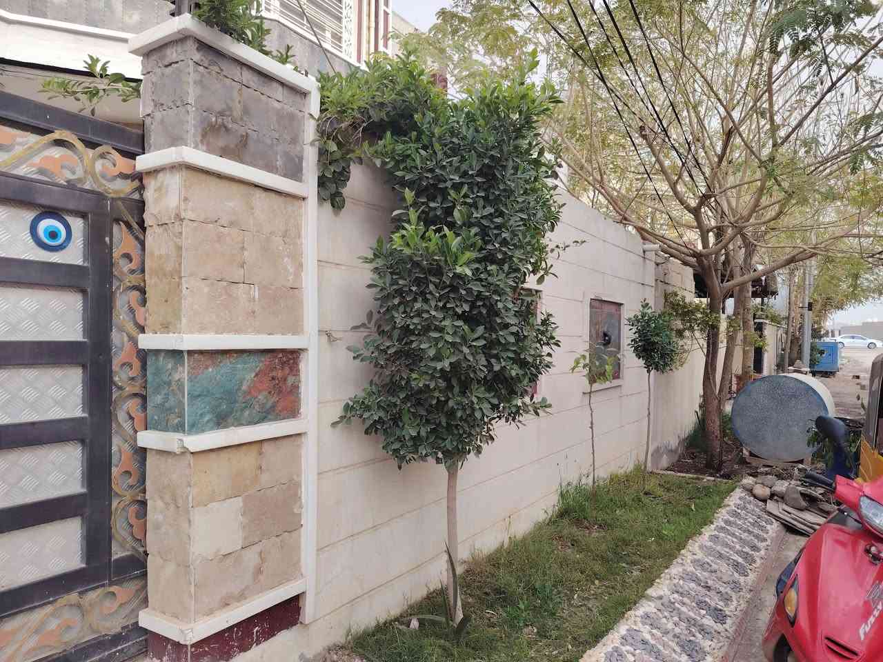 البيت للبيع تقاطع القدس مقابل جامعه الرافدين
ثاني بيت ع شارع العام سند 25
بناء حديث مساحه 225
هاتف ***********

