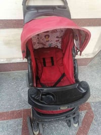 عربانه طفل ب٢٠ الف كامله مكان بغداد ٠٧٧١٢٨٩٣٤٧٣