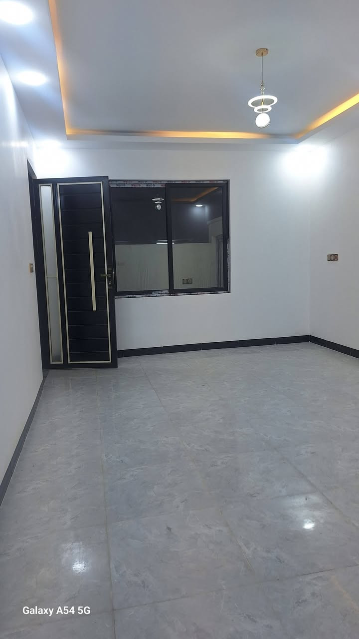 دار  للبيع 🏠 .. فول مواصفات
الموقع .. حي السماح ( الاساتذة) 

المساحة ... 150 متر
الواجهة ... 7 ونصف  

الدار طابقين 
ط1/ غرفتين نوم  + استقبال + مطبخ + هول + مشتملات 
ط2/ 3غرف نوم + هول + مشتملات 

* الدار مزود بسقوف جبسمبورد و نظام دكتات و كاميرات 

● سند ملك صرف شرط التحويل 📄
● استلام الدار مفتاح كامل  فوري بدون اي نواقص 🔑

* للإستفسار الاتصال بالأرقام التالية 📞📞
***********📞
***********📞

او مراجعة مكتب(( الاحسان المركزي)) الكائن في سايدين حي الاخاء مقابل مجمع نادي نينوى الرياضي ومجاور النور للتسوق
