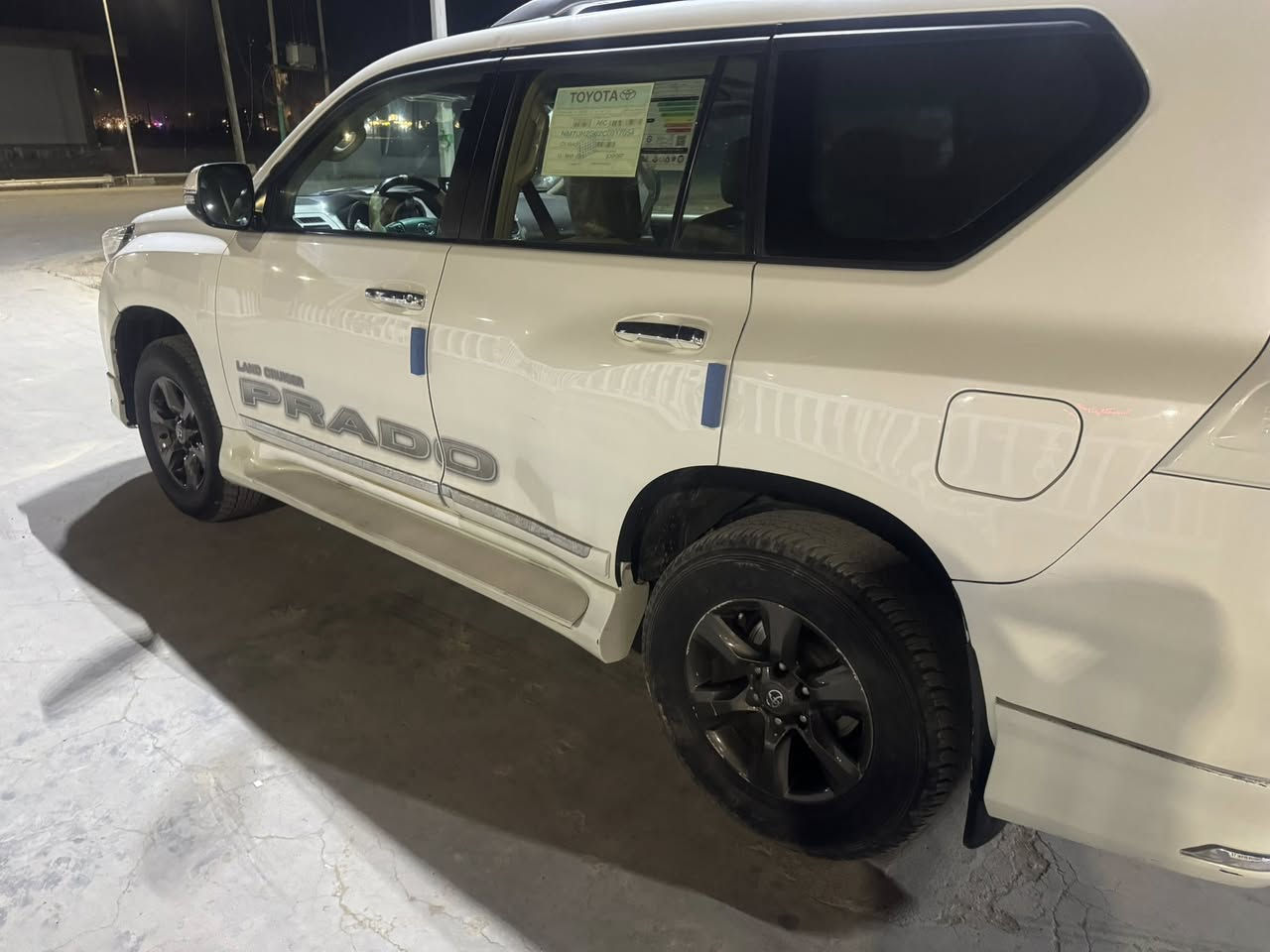 السلام عليكم برادو موديل ١٢ محدث بجم ١٧ اصلي وغراضها القديمه موجوده وياها السياره كفاله عامه من الصبغ والتبديل عده مكانين بارد السياره جديده خير من الله كير مكينه صدر تخم تاير فول مواصفات رقم بغداد بأسمي عارضها ب٢٩٥ وبيها مجال بيع او مراوس حسب القناعه للاستفسار ***********
