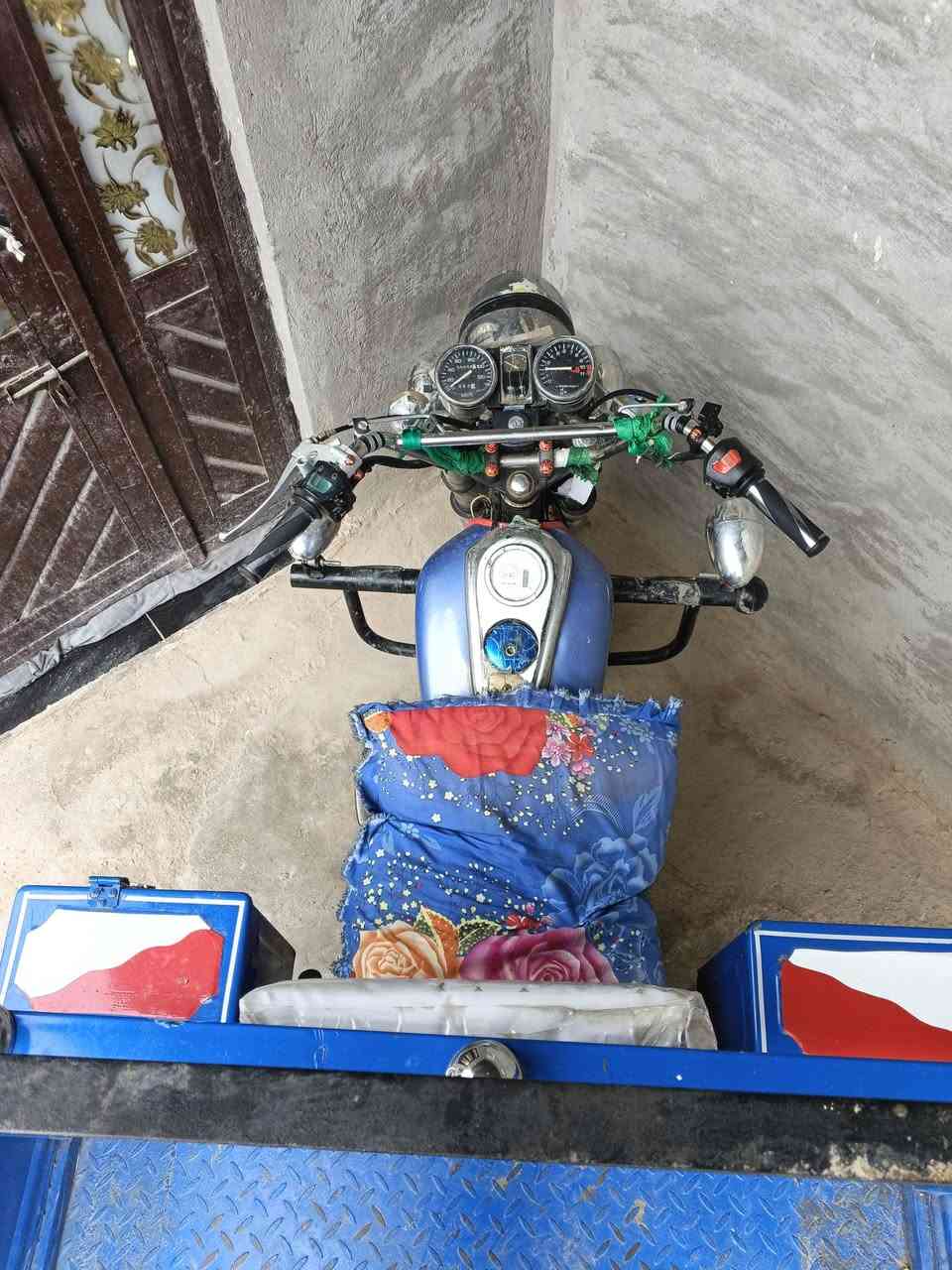 ستوته فحل جمرة موديل 20 نظيفه مال جناي مو بياع شراي سعر 1600 وبيهه مجال واني بالخدمه مكان كوت حي الجهاد ***********
