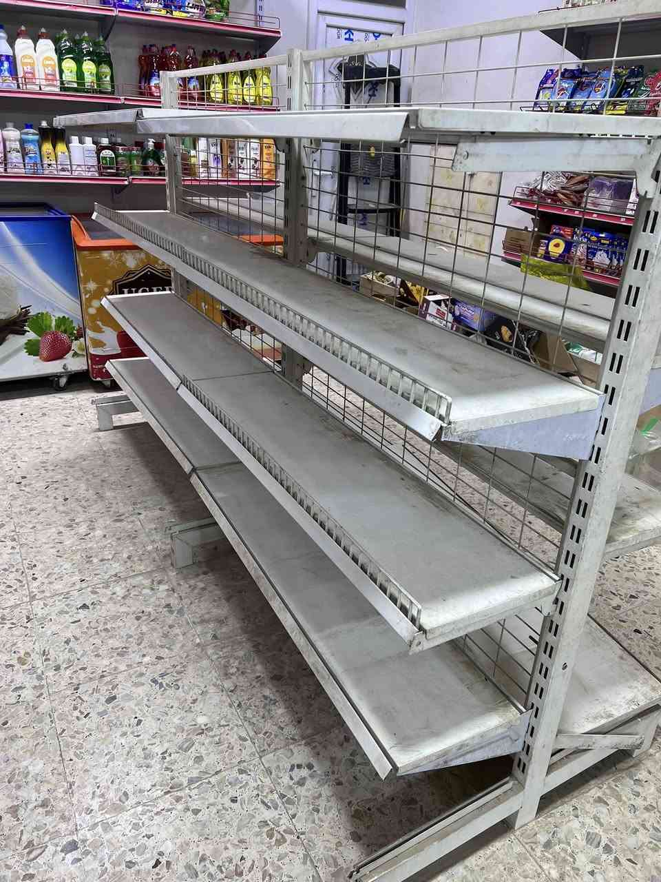 سلام عليكم سفينه اسواق للبيع 
*********** /***********
