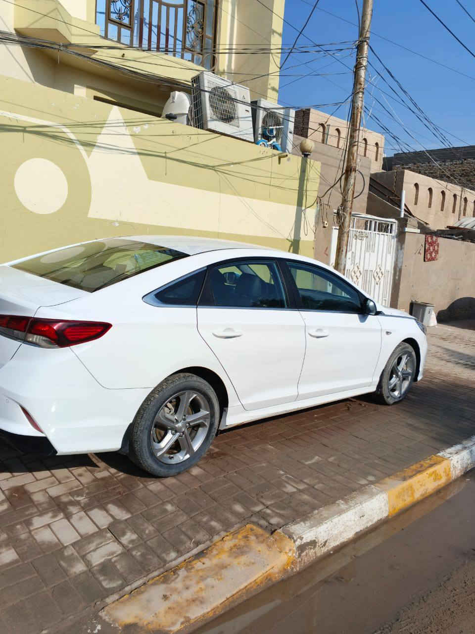 سلام عليكم سوناته غاز اصل 2023 قطعه واحد سونار موجود بسمي صار شهر من رقمته نضافه فول شرط فحص سعر 188
***********
