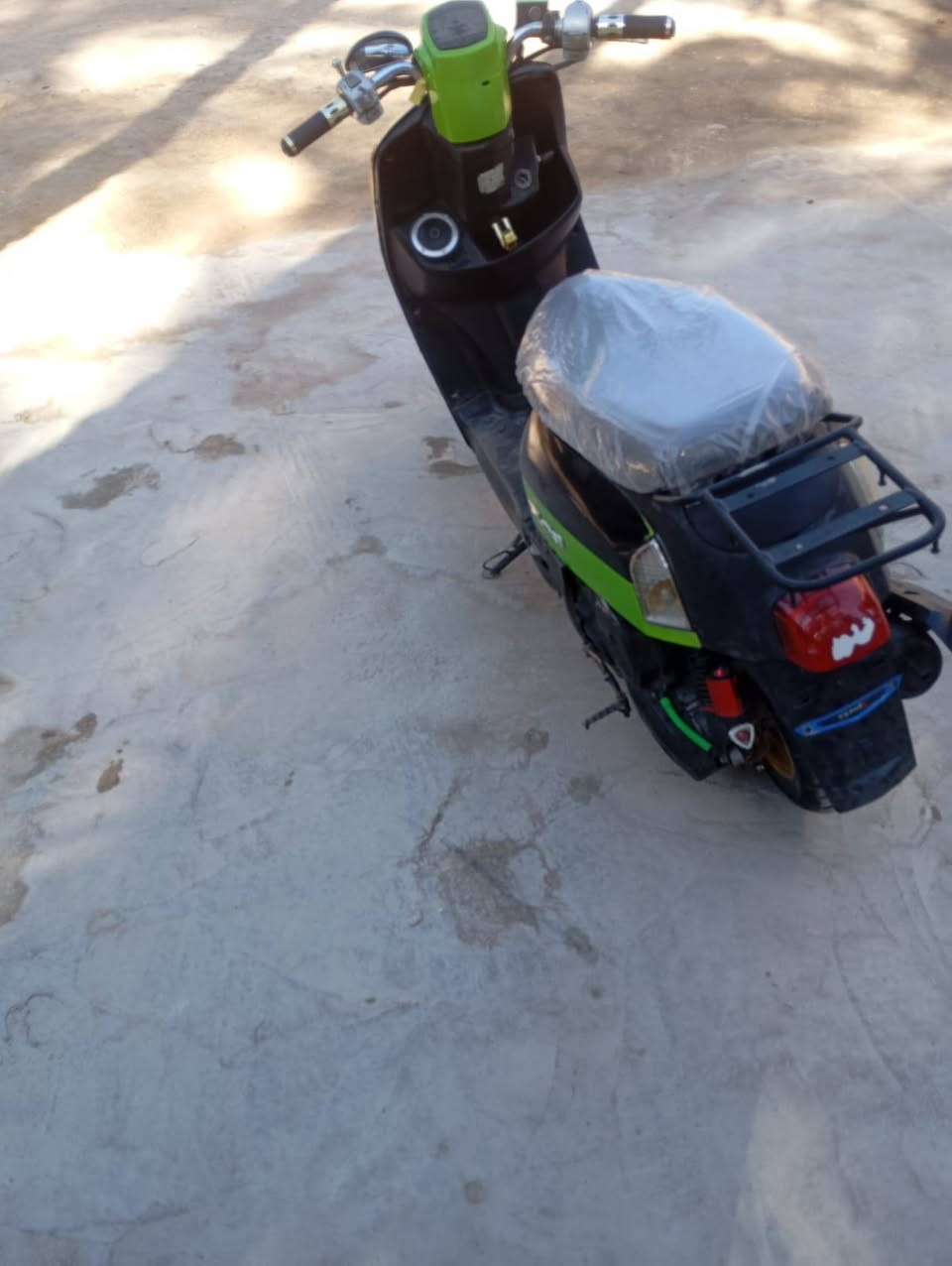 بوليسي للبيع جاهزة من كلشي موجودة بالحسينية السعر 700 وبيهة مجال للاستفسار
*********** مكلف بالنشر
