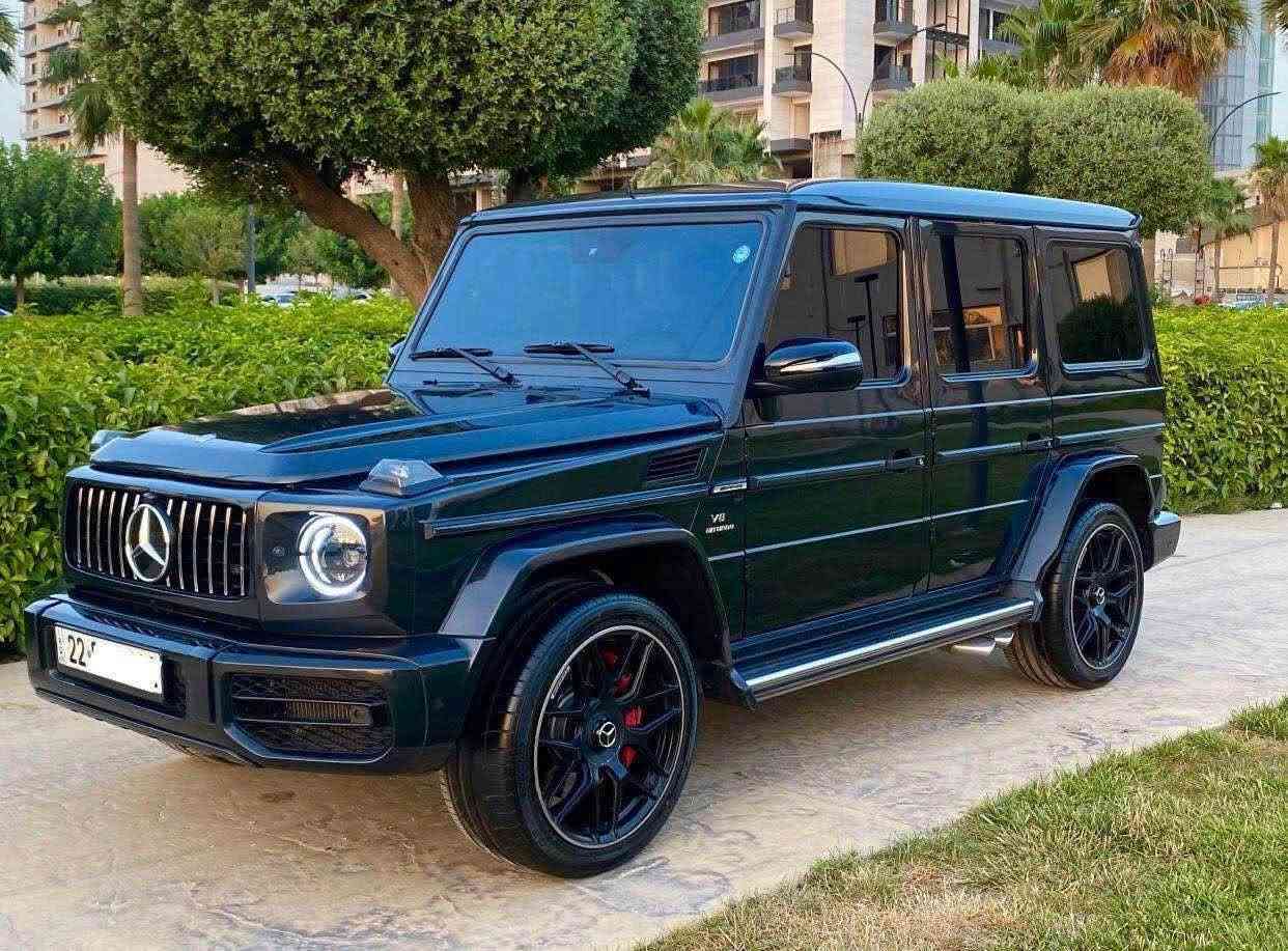 جي كلاس 2013 
خليجي 
G class 63 
V8 biturbo
السيارة محدثة 2021 
وقطعها الأصلية موجودة بدون صبغ 

ماشية 165 الف كيلو متر 

محرك كير ما مفتوح كلو بشرط 
تخم تاير جديد  مشدود
بدون نقص أي شي 
رقم وسنوية وهزة وفحص جديد 
السعر 4 دفتر 35 

للاستفسار *********** موصل, نينوى
