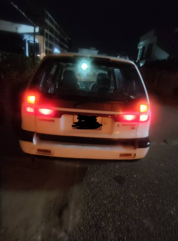 ***********
***********
مستەربۆشی ستێشن مۆدیل ١٩٩٣
بێ دەعم
گێر و مەکینە بە شەرت 
جام کارەبایی
کارەبایی هەموو بە شەرت
٣ مقعد
سعری ٤٢ وەرەقەو معامەلە أربيل, العراق
