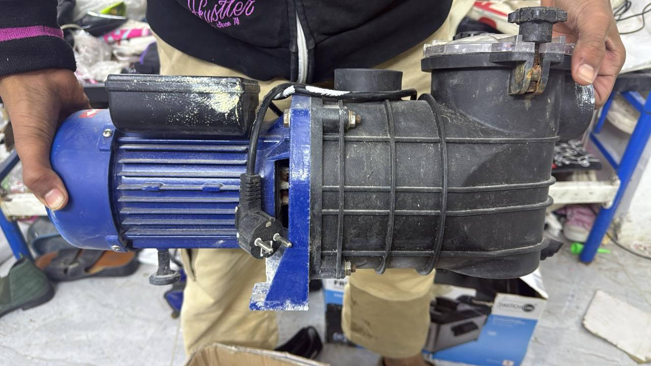 سلام عليكم هاث شنو ماطور لو فاره 
لبيع قيمو بل يرضي بي الله  مكاني بغداد  
رقم ***********
