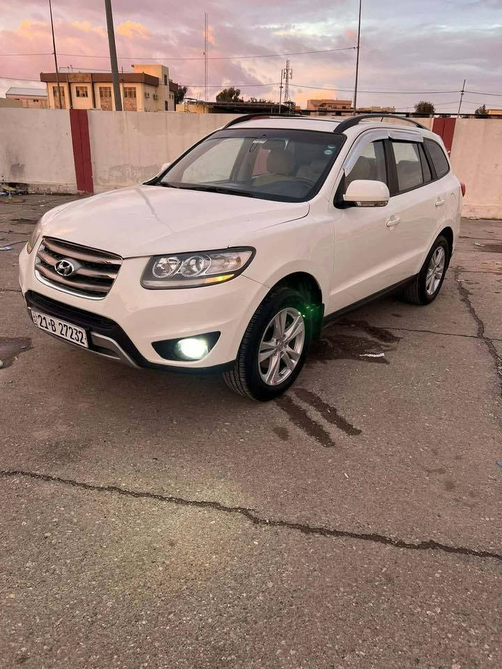 سنتافي 2012 فول ماعده البصمه مصبوغه عام سنويه إلى 2030 كير ومكينه أربع سلندر السعر120 وبيها مجال ***********
