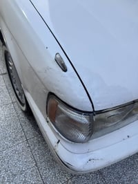 كراون موديل 1992 بيه مكينة ففتي 2ونص سيارة كلش حلو وتحويل شوكت ما تريد...