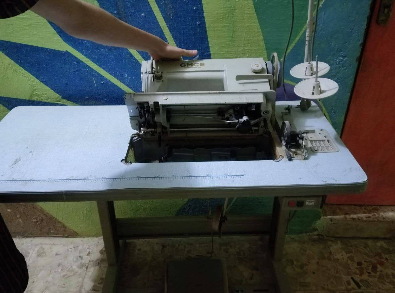 مكينه خياطه شرط الشغل للبيع اتصل على هذا الرقم ***********

