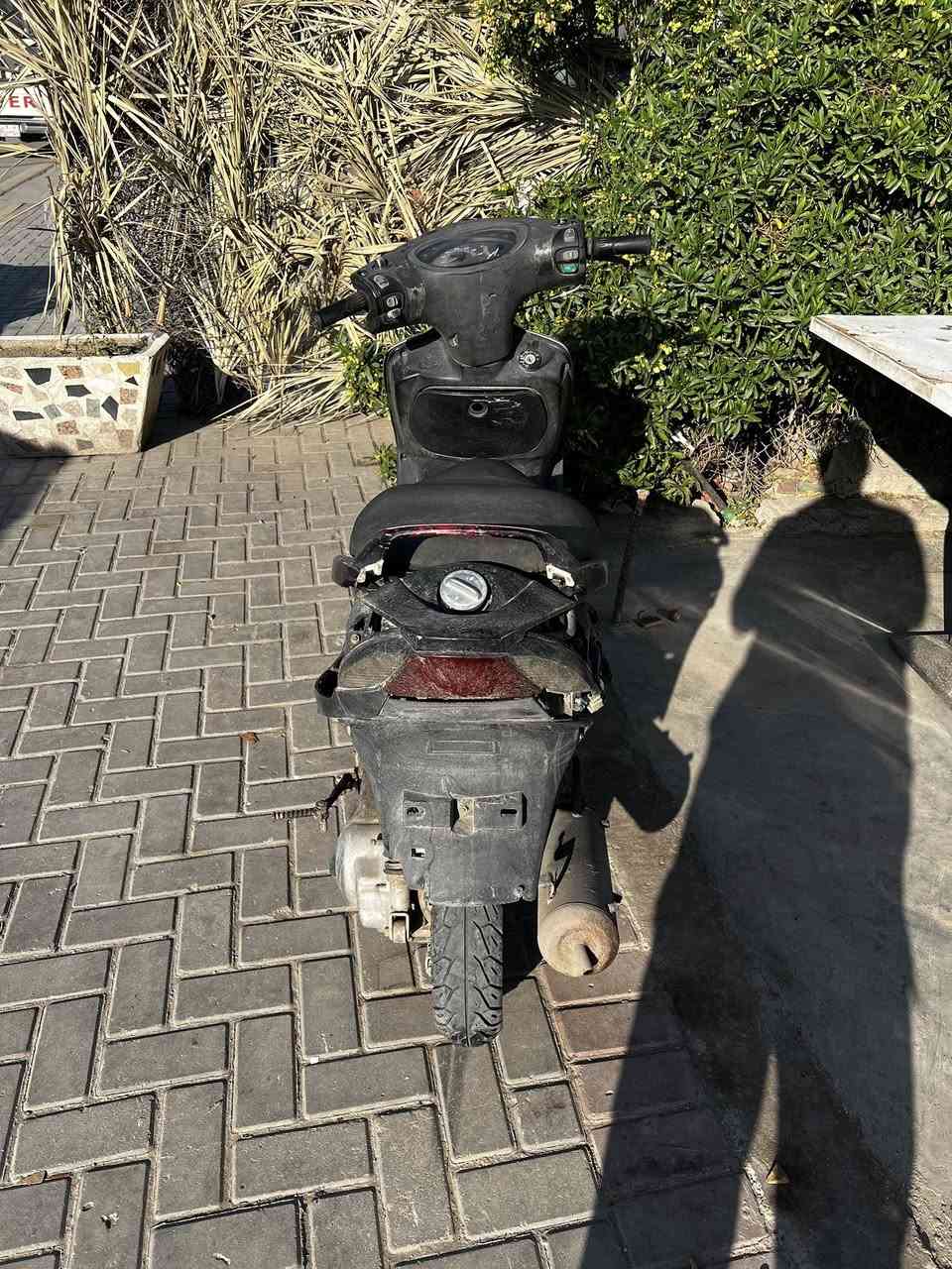 ماكس 140 للبيع دراجة كاملة من الاف للياء نقصها فقط كفرات الجانبية يعني قطعتين فقط نقص شغالة سلف هندر باتريها نص عمر تاخذها تدعيلي عليها مكينتها كلش حلوه شلعتها معدلها مكاني بغداد العامرية رقمي
***********
سعرها 175 وبيها مجال حك الجية
