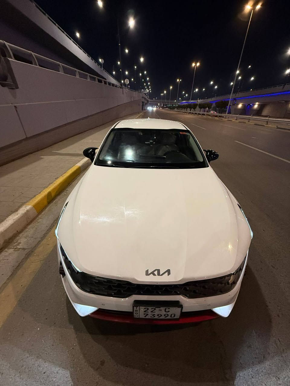 K5 موديل 2022 خليجي كلين تايتل بدون قطرة صبغ فقط يحتاج بارد اماكن موضح بالصور
محرك 2000 دووش
كير AT
داخل جلد ابيض
مود درايف 5 وضعيات قيادة
مثبت كروس سرعة
كشن كهرباء
لايتات كشاف ضباب
رادار امامي
رادار خلفي
مري شفط
حماية سرقة
آبل كاربلاي 
تبريد امامي خلفي منفصل
فتح صندوق ذكي عند الاقتراب 
ترحيب اثناءءتشغيل سيارة
كامرة داش كام داخلي وخارجي امامي خلفي
حساس ضغط الاطارات
ABS مانع انزلاق
سيارة خير من الله كلش نضيفة وجديدة مال جناي 
مكان شارع بغداد الربيع الحرية
رقم اربيل وسيارة بأسمي تحويل ثاني *********** 
***********
السعر 178 بيه مجال شي قليل
