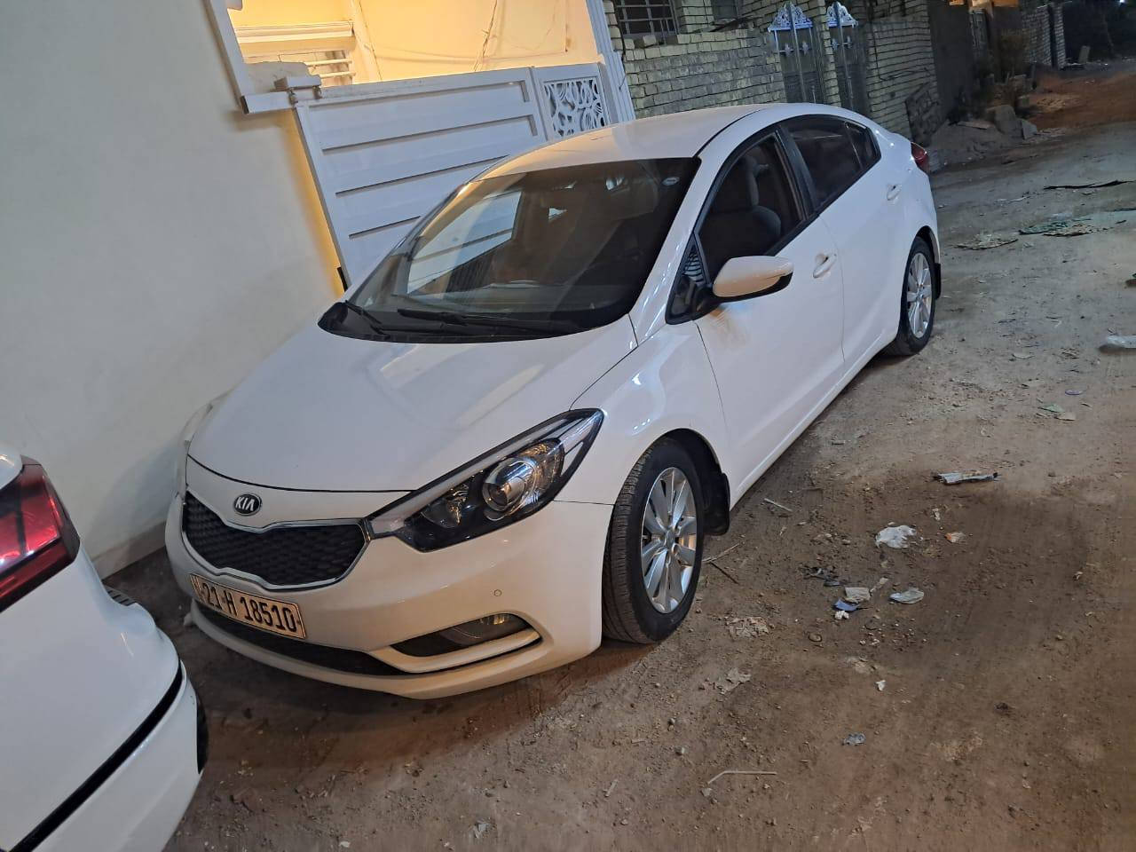 سلام عليكم ورحمة سياره كيا سيراتو موديل ٢٠١٣ سياره جاهزة مابيها اي نقص رقم سليمانيه تحويل مباشر بيها منضومه غاز شغاله بيع او مراوس حساب القناعه مكاني بغداد البياع رقم الهاتف *********** خوان سونار موجود بلمنشور سعر ١١٥🌹
